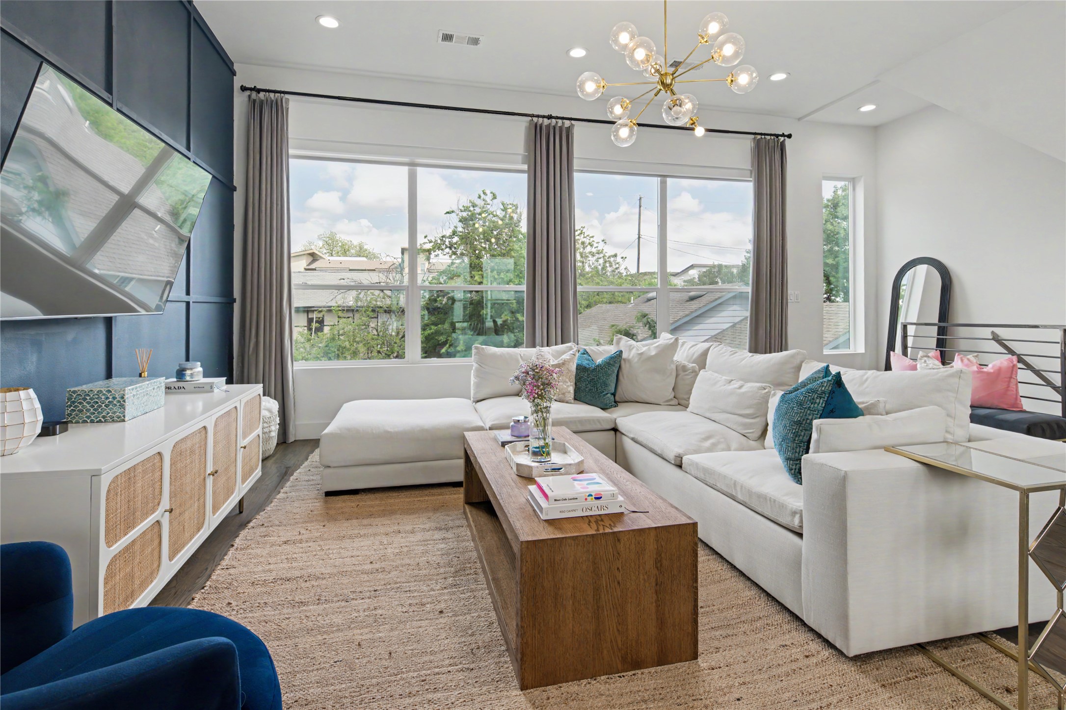 5811 Lindell Avenue Dallas TX 75206