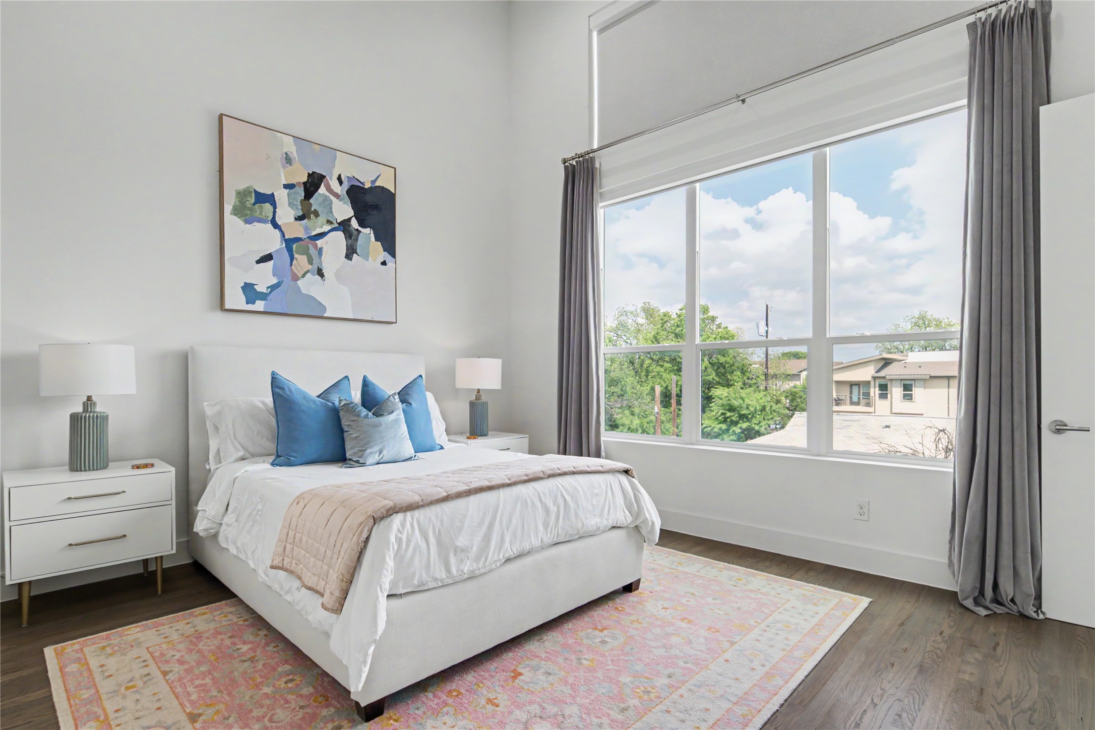 5811 Lindell Avenue Dallas TX 75206