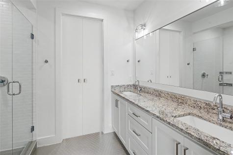 5811 Lindell Avenue Dallas TX 75206