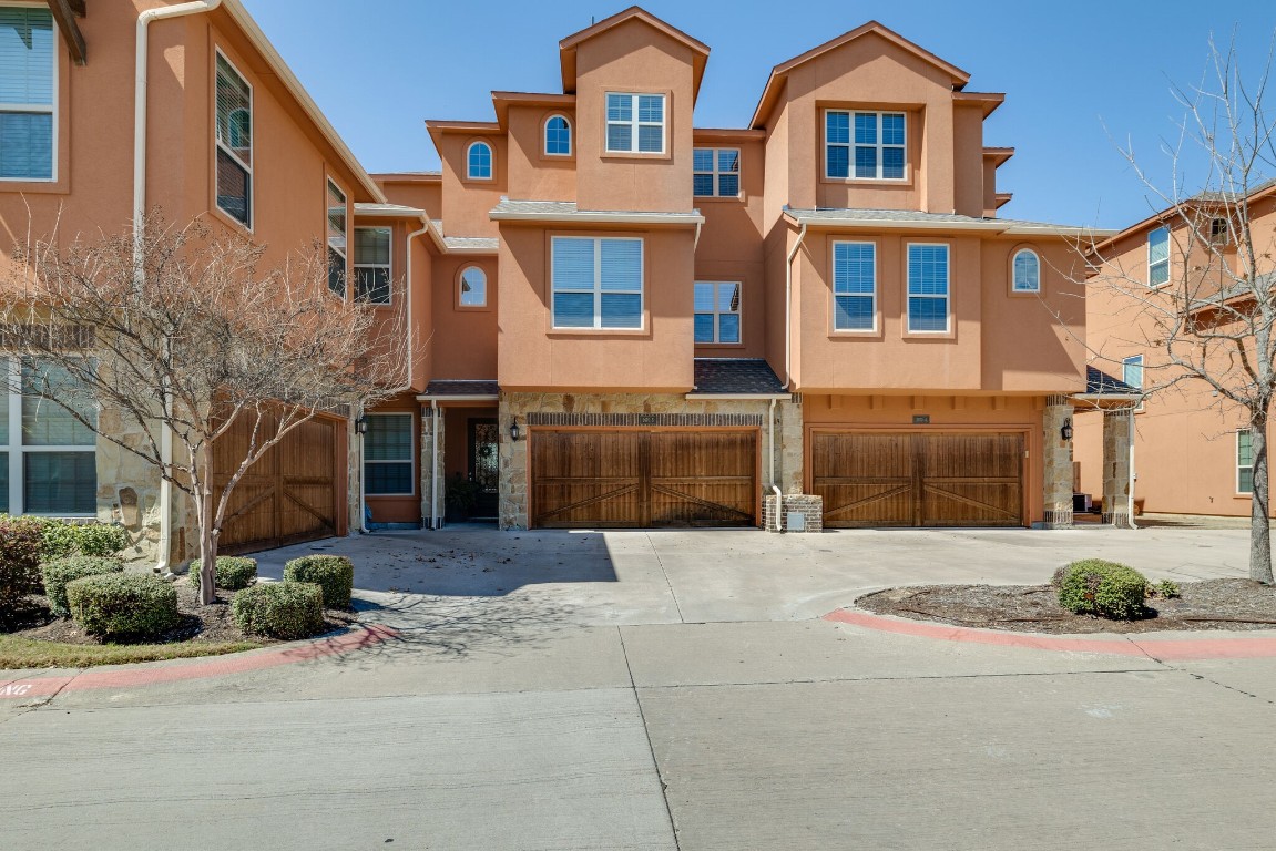 2670 Venice Drive Grand Prairie TX 75054