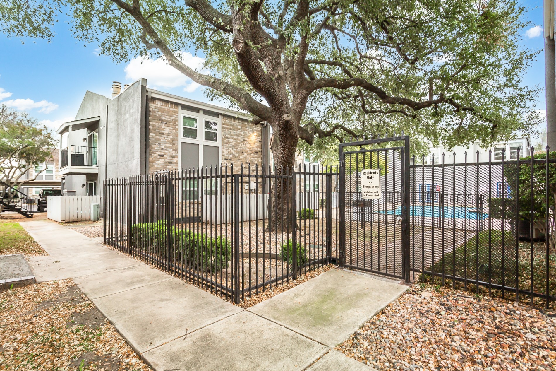 6061 Milton Street Dallas TX 75206