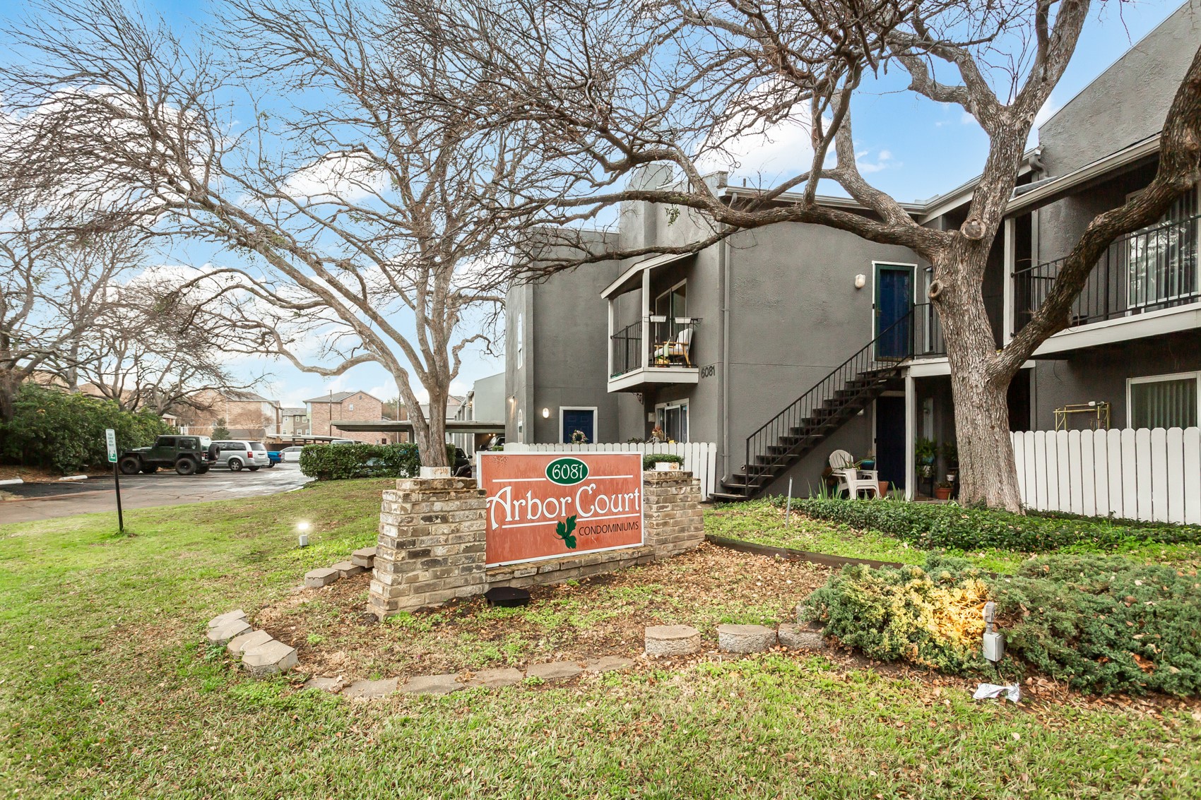 6061 Milton Street Dallas TX 75206