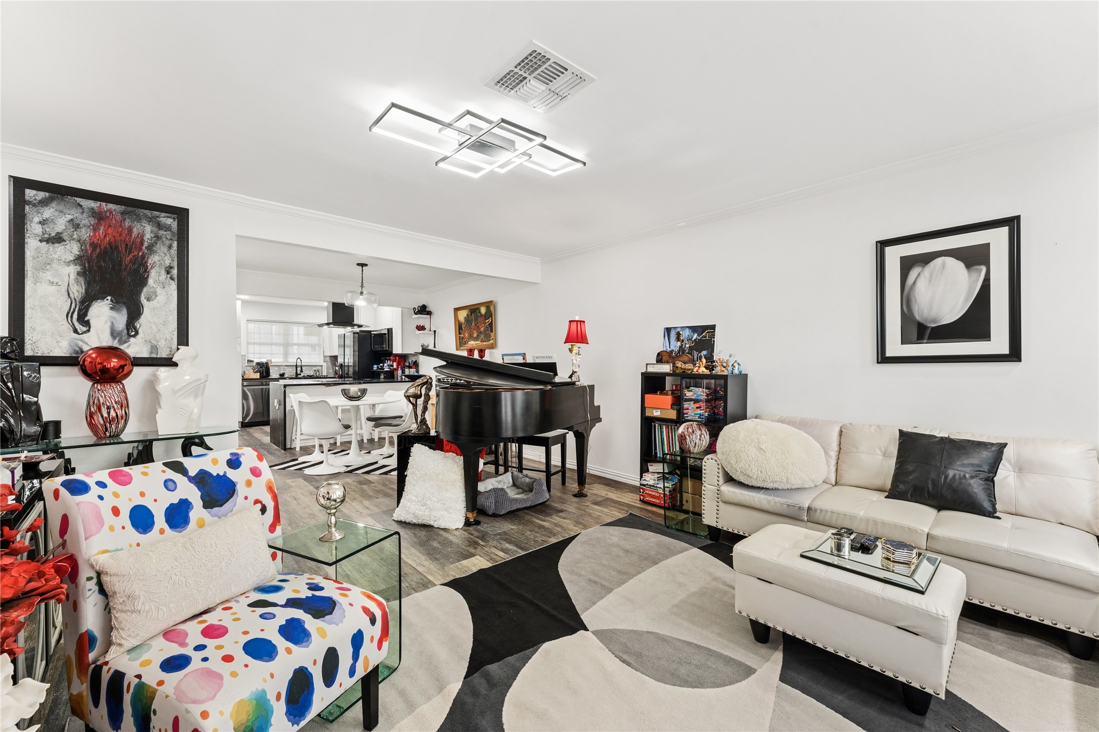 2907 Lake Shore Waco TX 76708