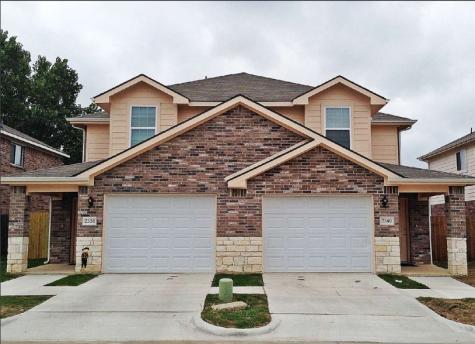 2338 Kingsway Drive Arlington TX 76012