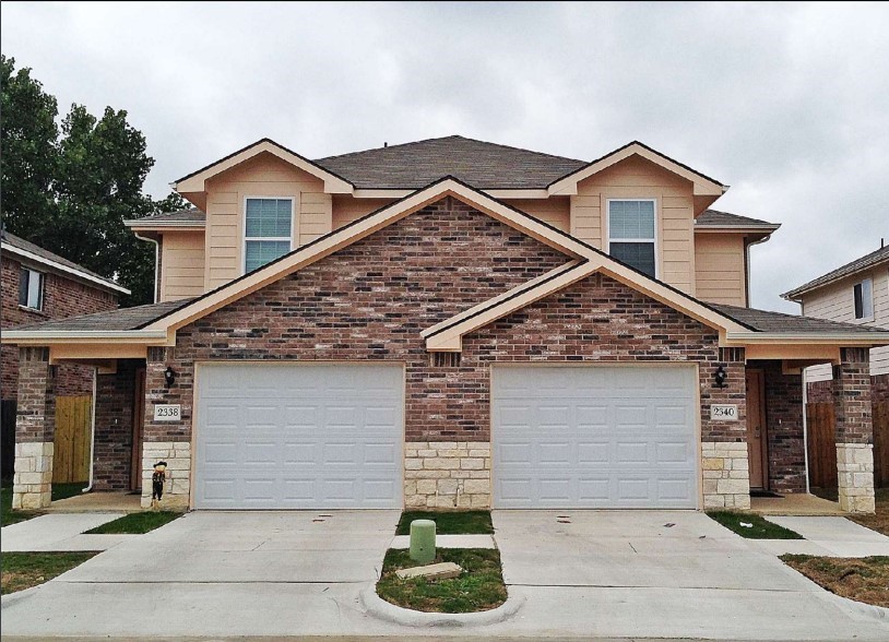 2338 Kingsway Drive Arlington TX 76012