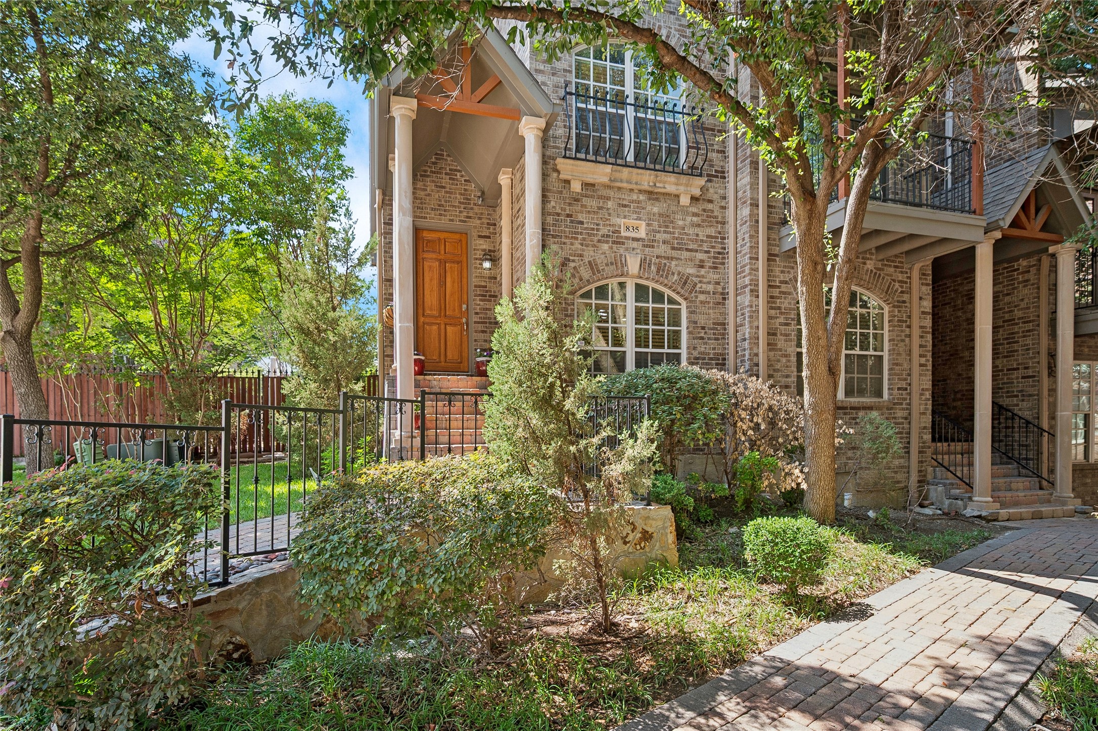 835 Rockingham Drive Irving TX 75063