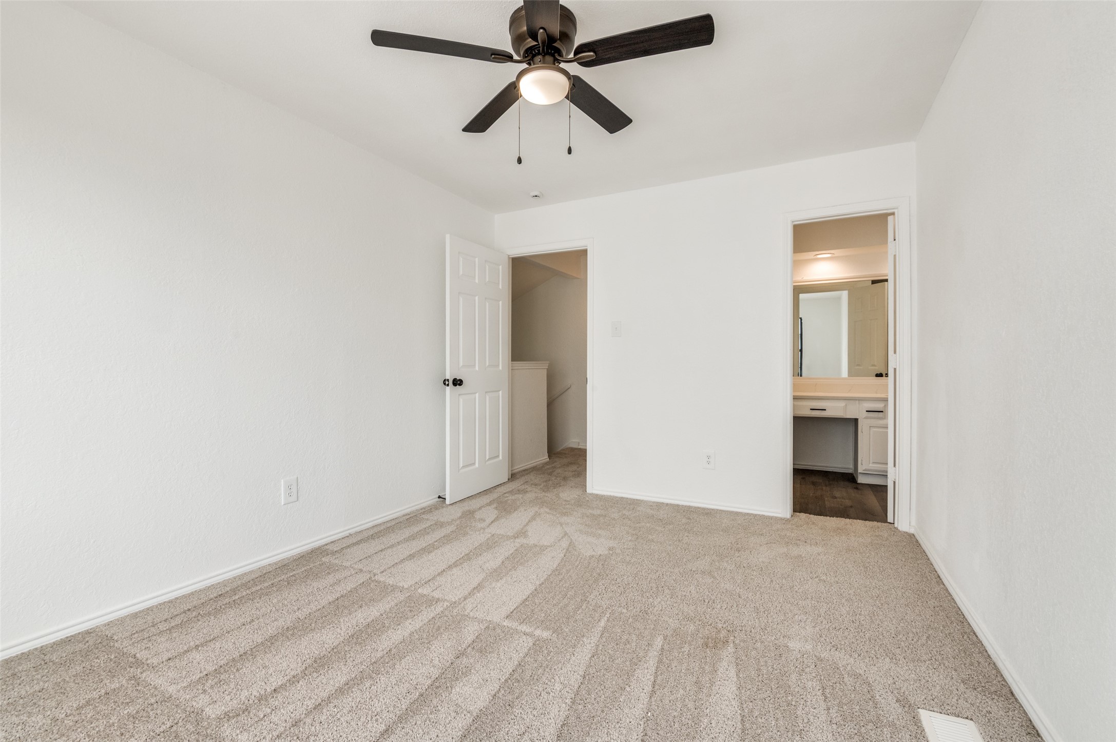 2326 Sherry Street Arlington TX 76014
