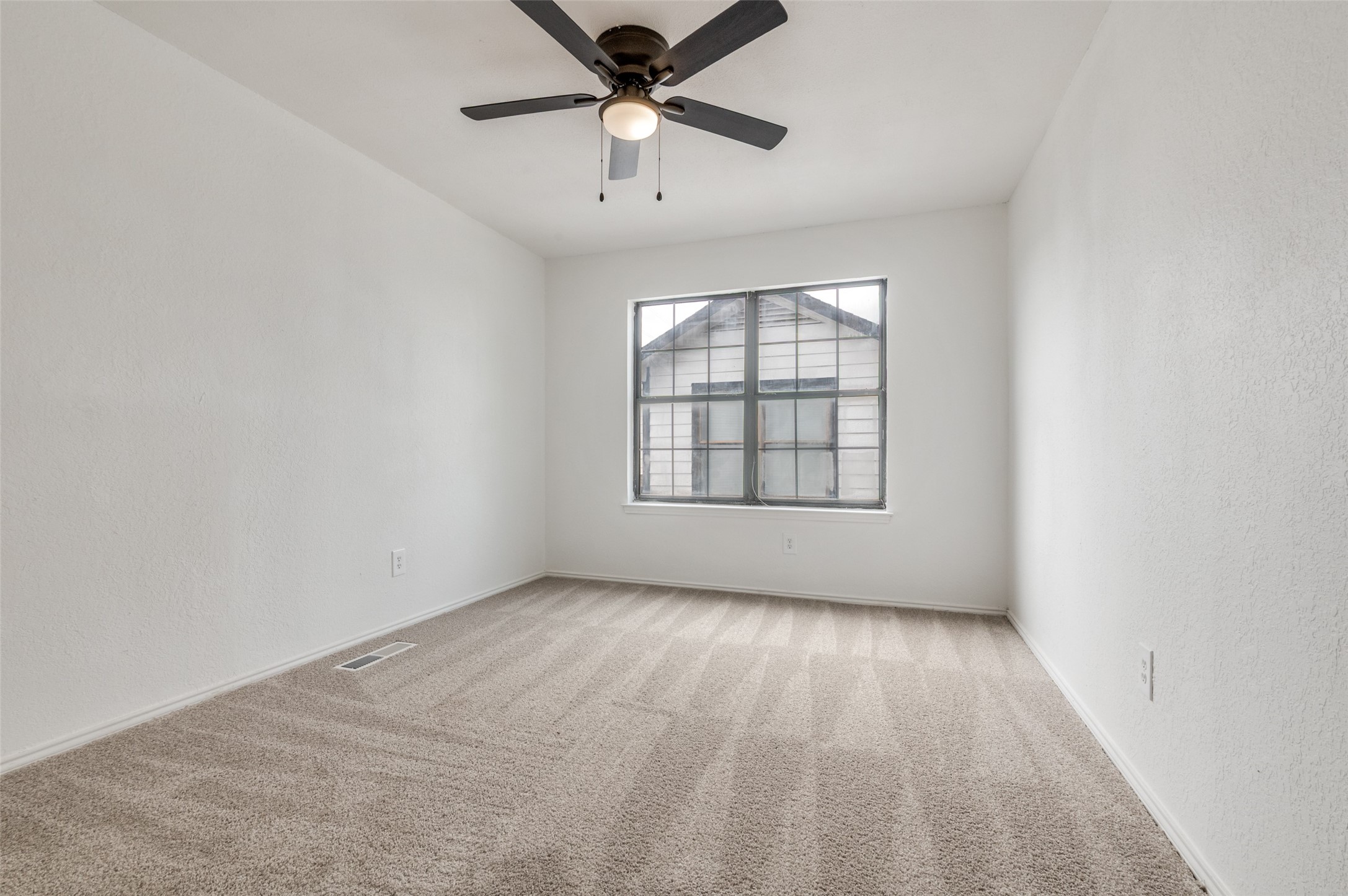 2326 Sherry Street Arlington TX 76014