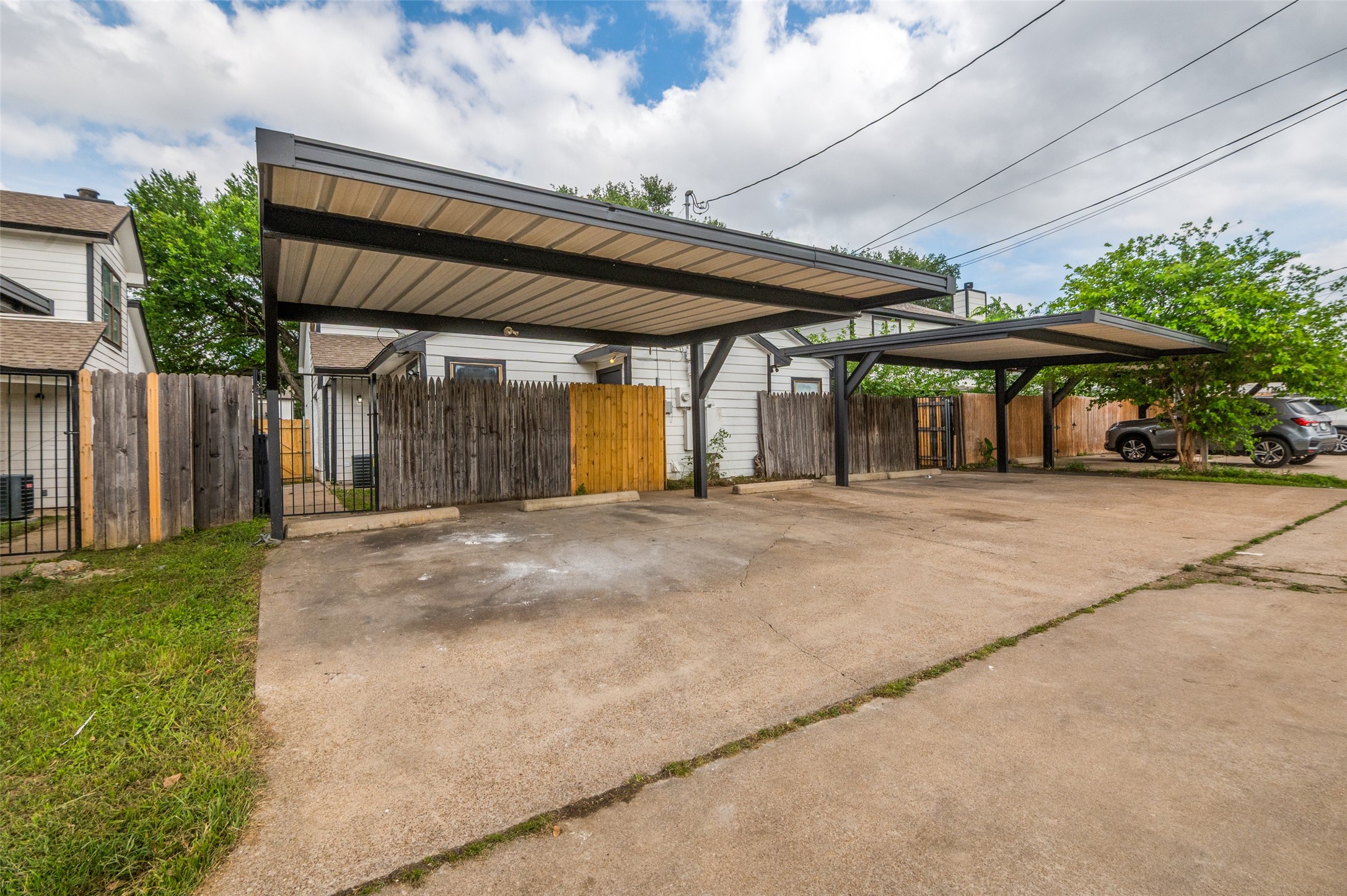 2326 Sherry Street Arlington TX 76014