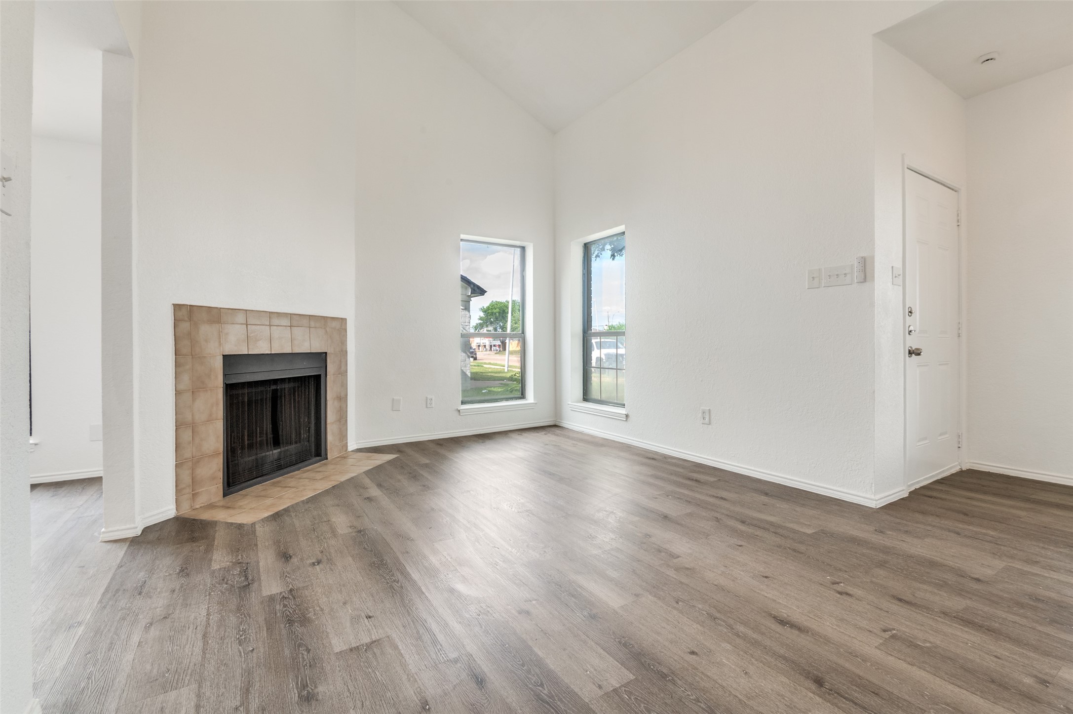 2326 Sherry Street Arlington TX 76014