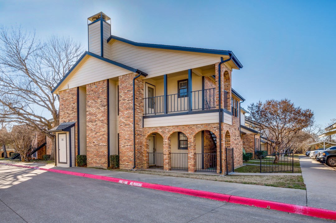 2835 Keller Springs Carrollton TX 75006