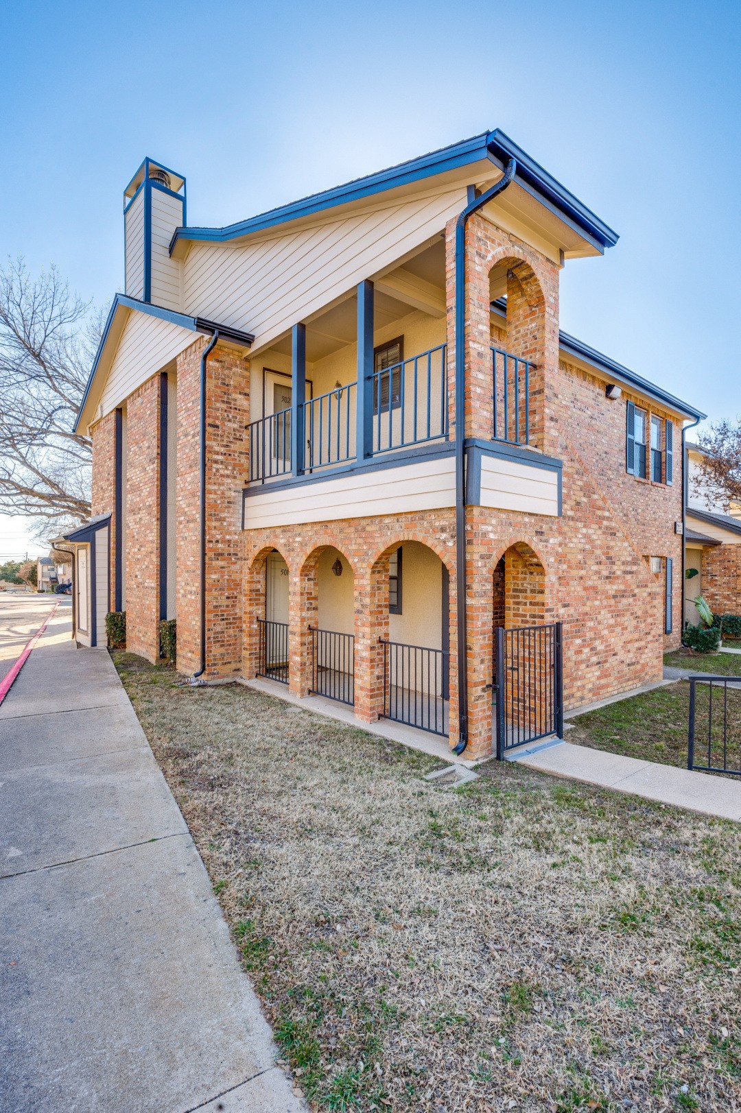 2835 Keller Springs Carrollton TX 75006