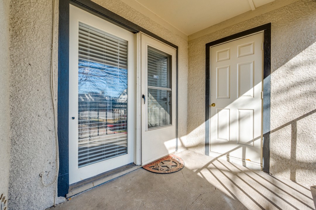 2835 Keller Springs Carrollton TX 75006