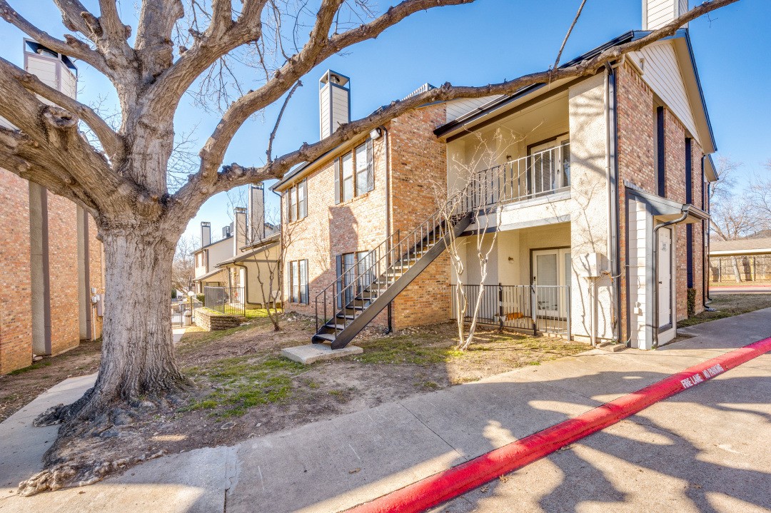 2835 Keller Springs Carrollton TX 75006