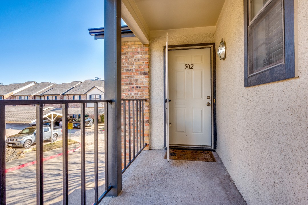 2835 Keller Springs Carrollton TX 75006