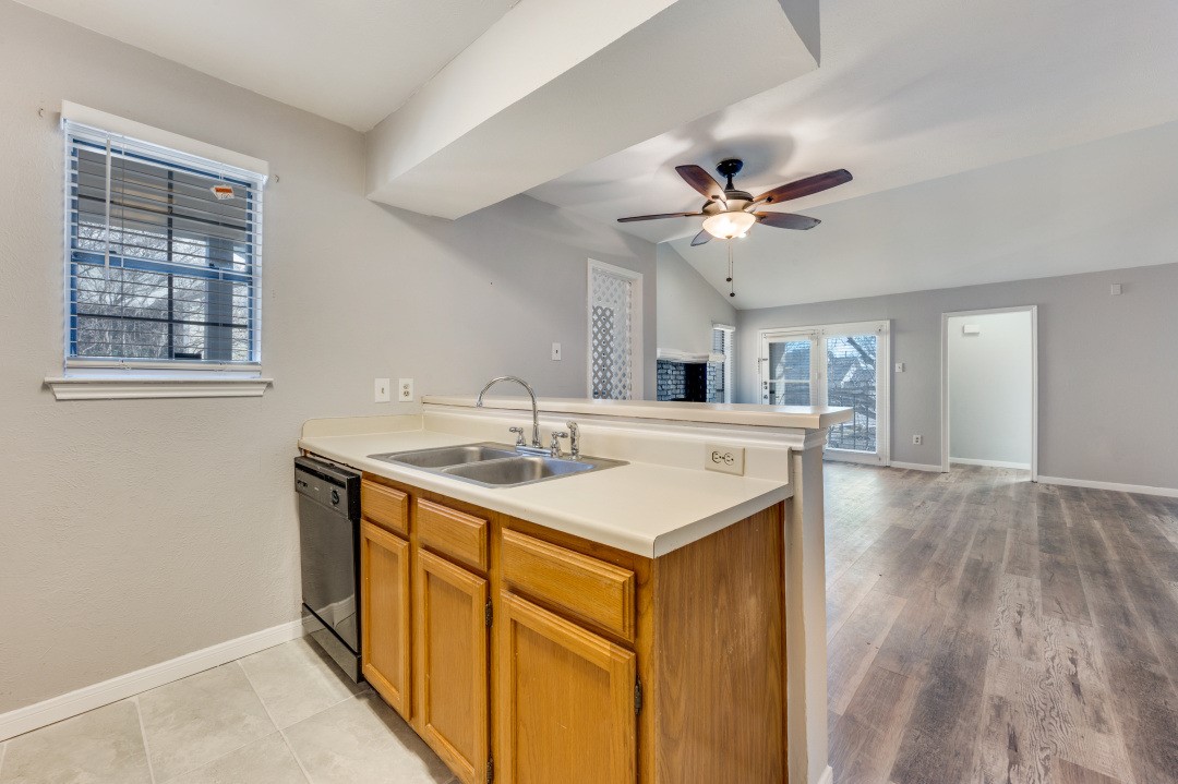 2835 Keller Springs Carrollton TX 75006