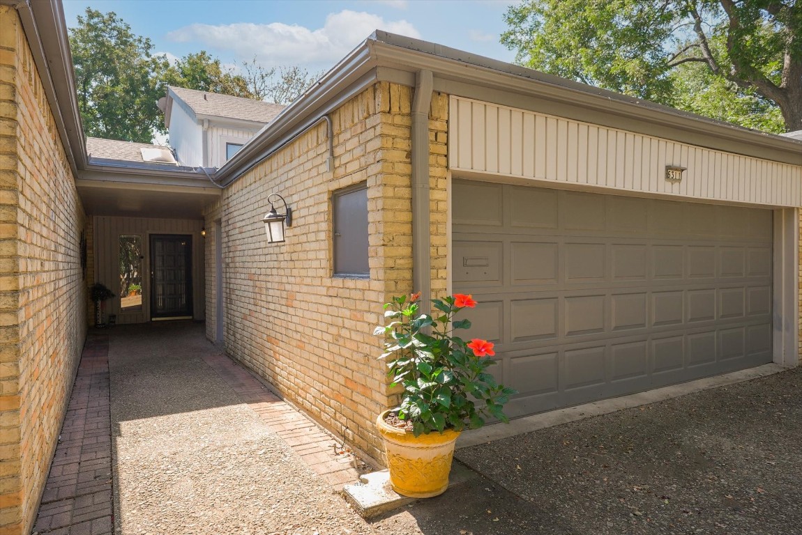 6311 Elder Grove Drive Dallas TX 75232