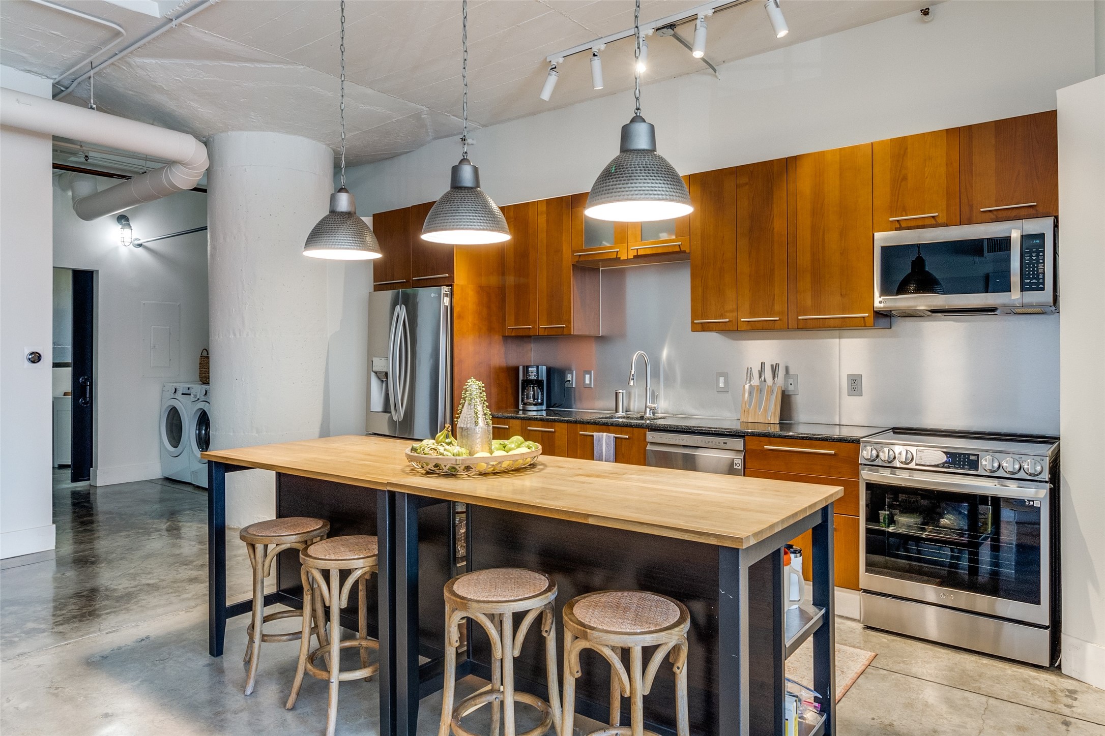 1122 Jackson Street Dallas TX 75202