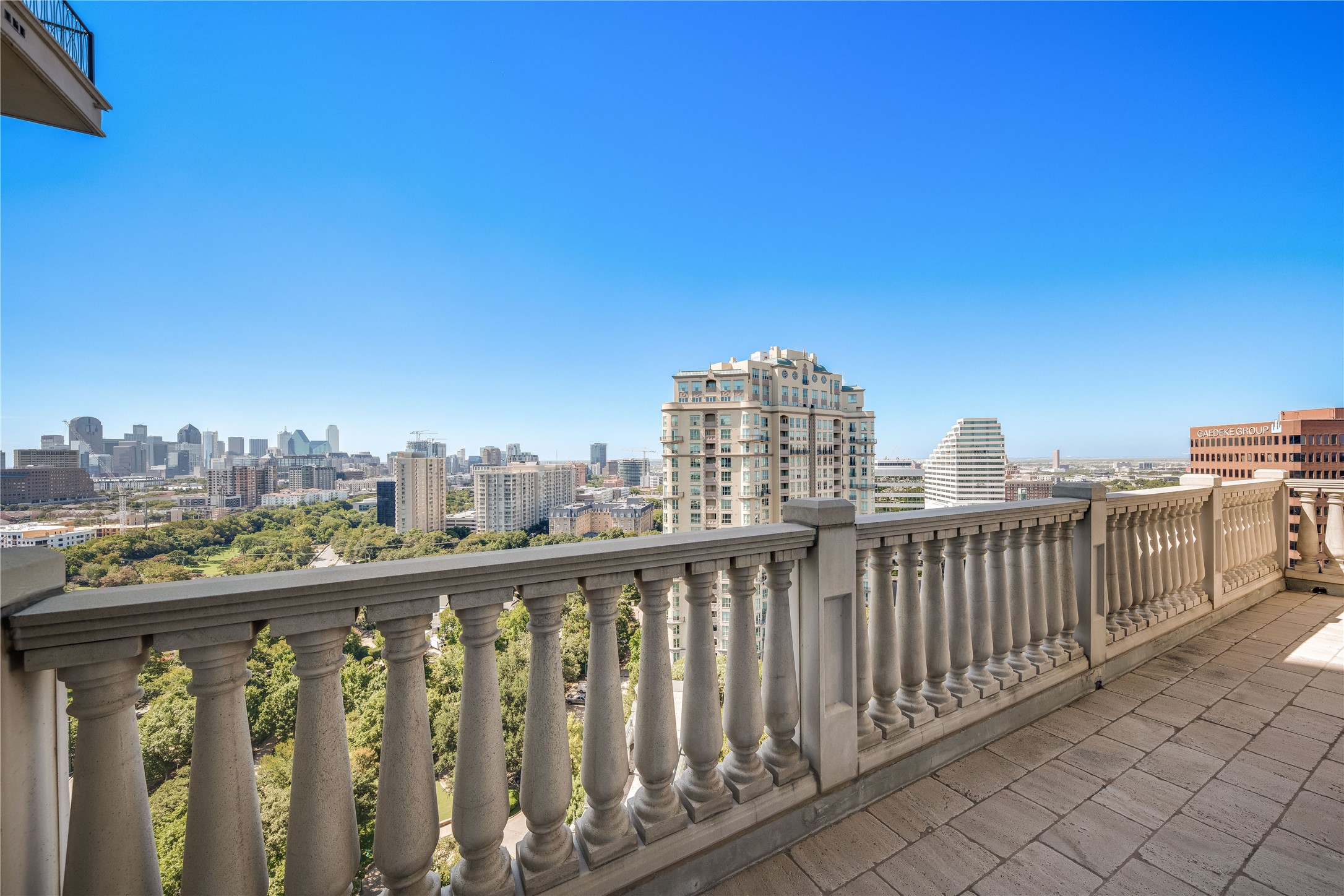 3505 Turtle Creek Boulevard Dallas TX 75219