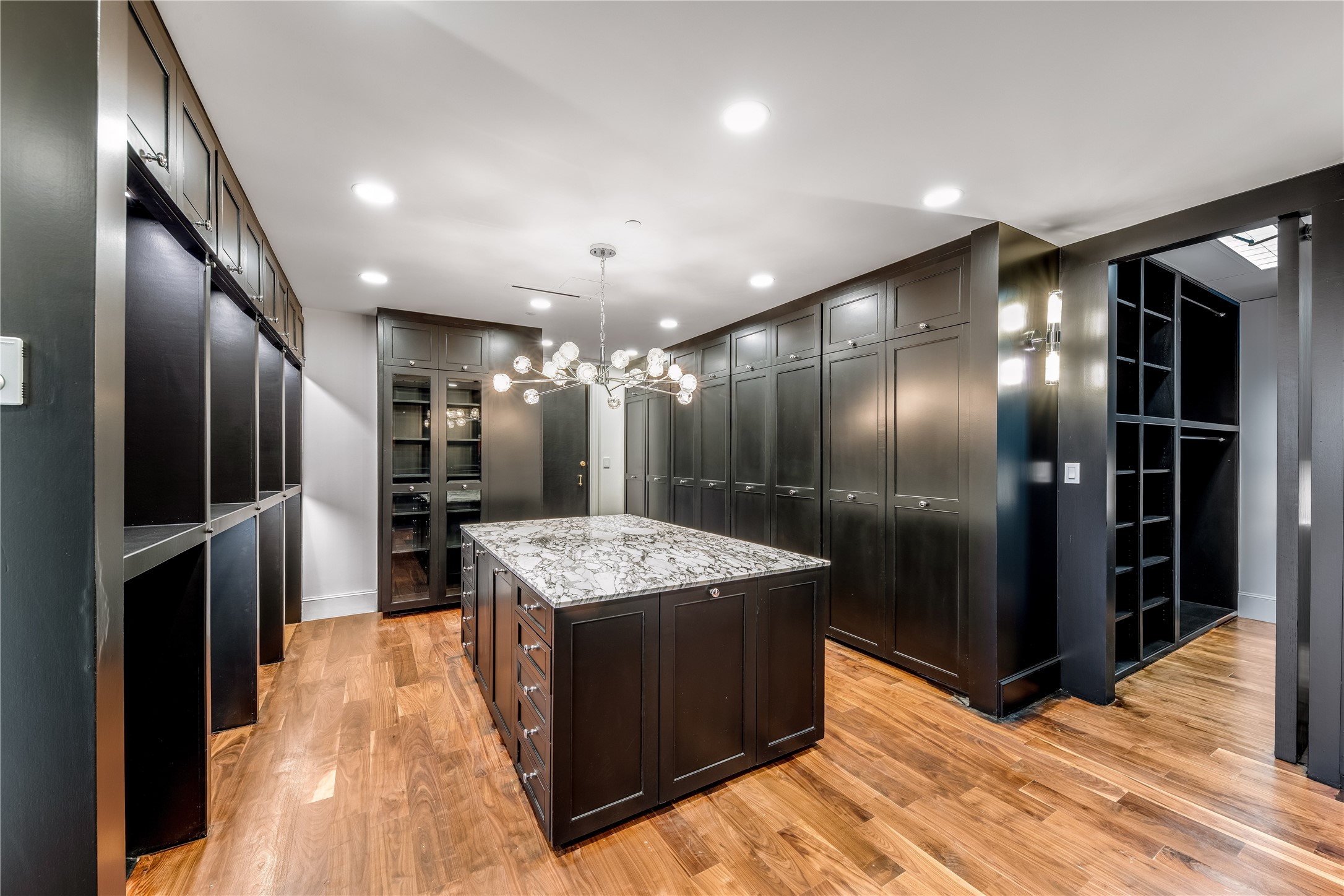 3505 Turtle Creek Boulevard Dallas TX 75219
