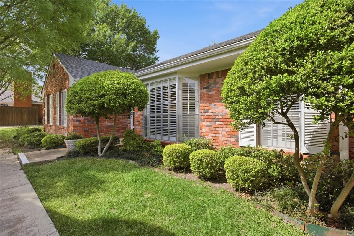 1117 Roaring Springs Road Fort Worth TX 76114