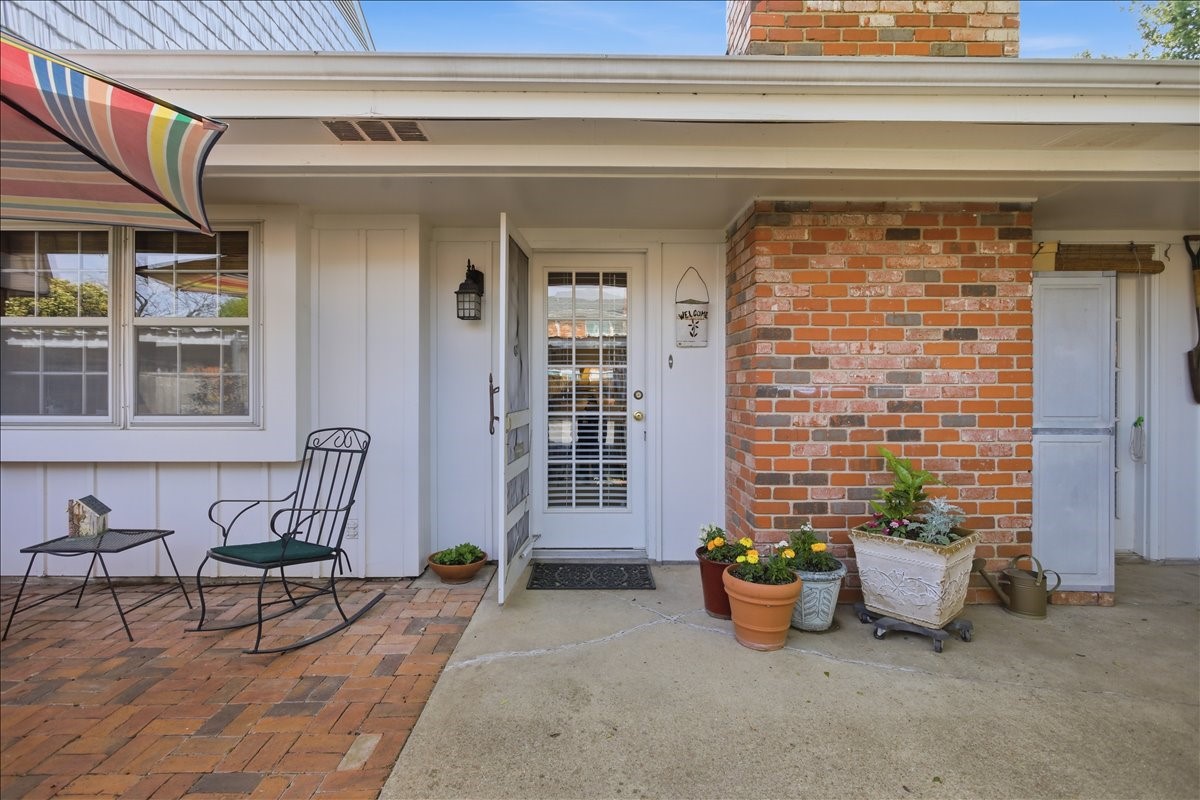 1117 Roaring Springs Road Fort Worth TX 76114