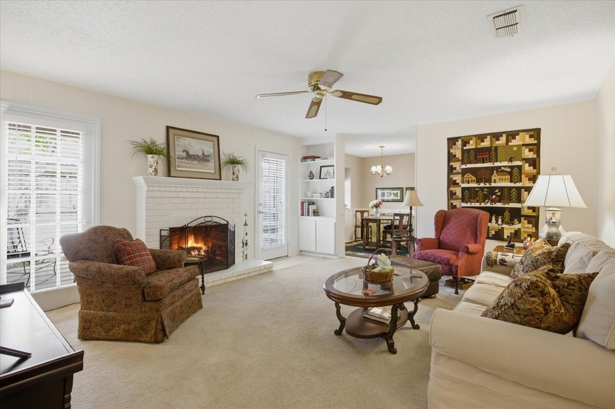 1117 Roaring Springs Road Fort Worth TX 76114