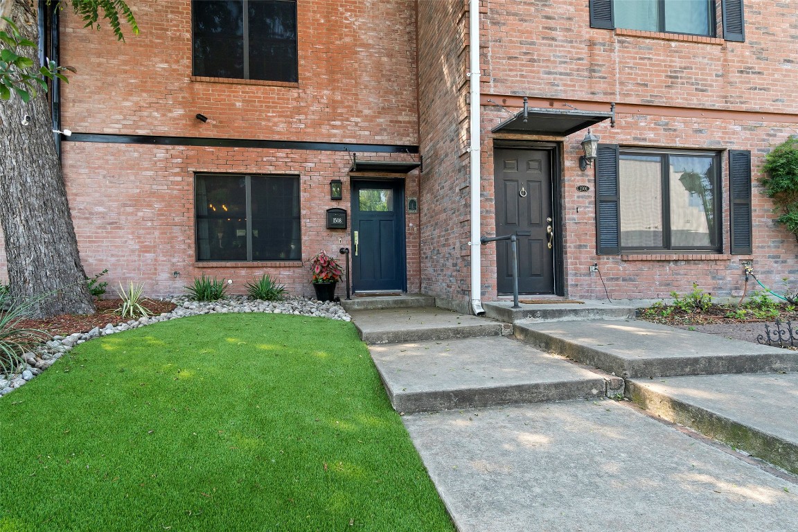 1508 Mckee Street Dallas TX 75215