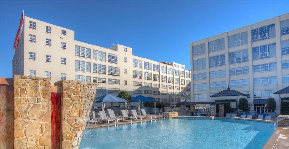 2600 W 7th Street Fort Worth TX 76107