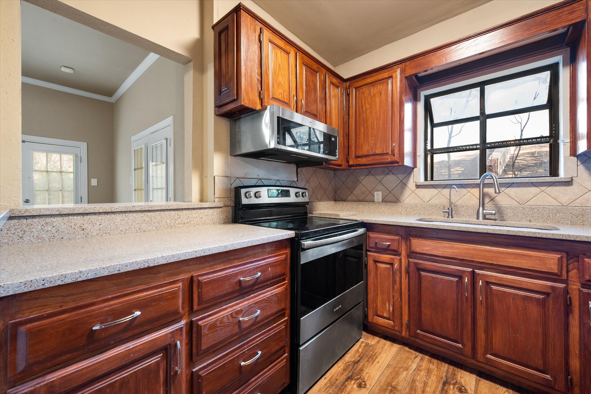 2312 Perkins Road Arlington TX 76016