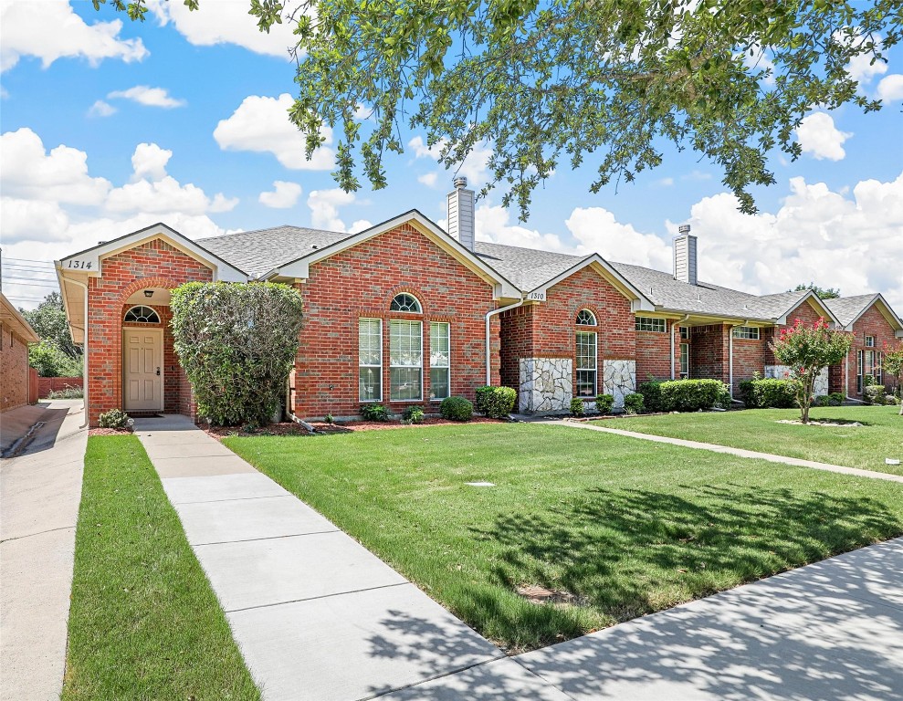 1314 Poinsettia Boulevard Denton TX 76208