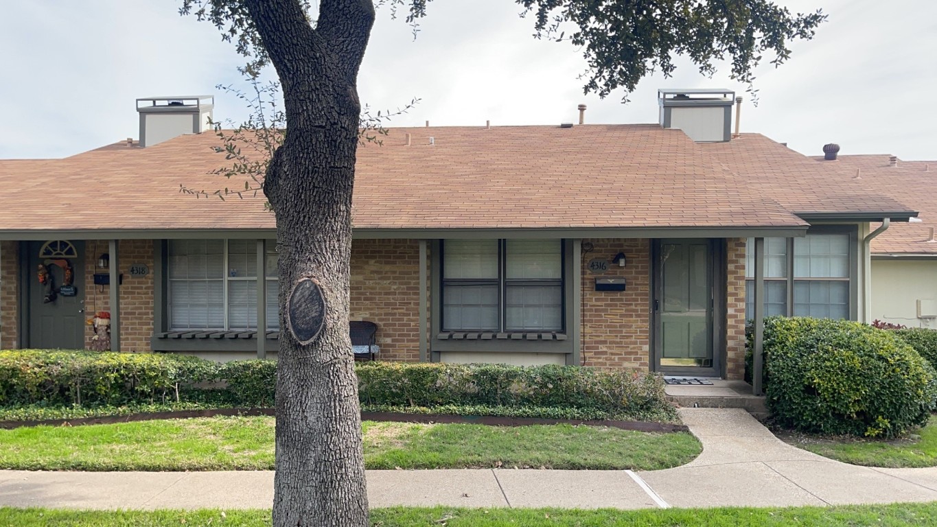 4316 Leatherwood Lane Garland TX 75042