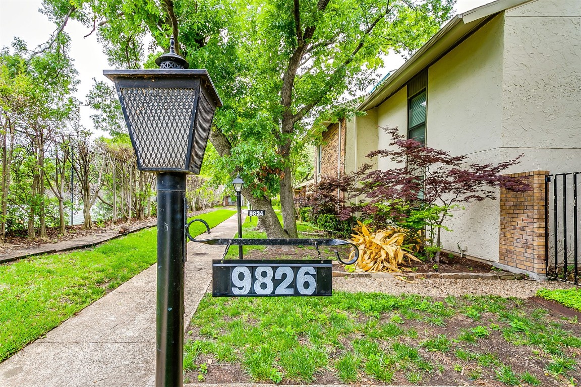 9826 Smokefeather Lane Dallas TX 75243