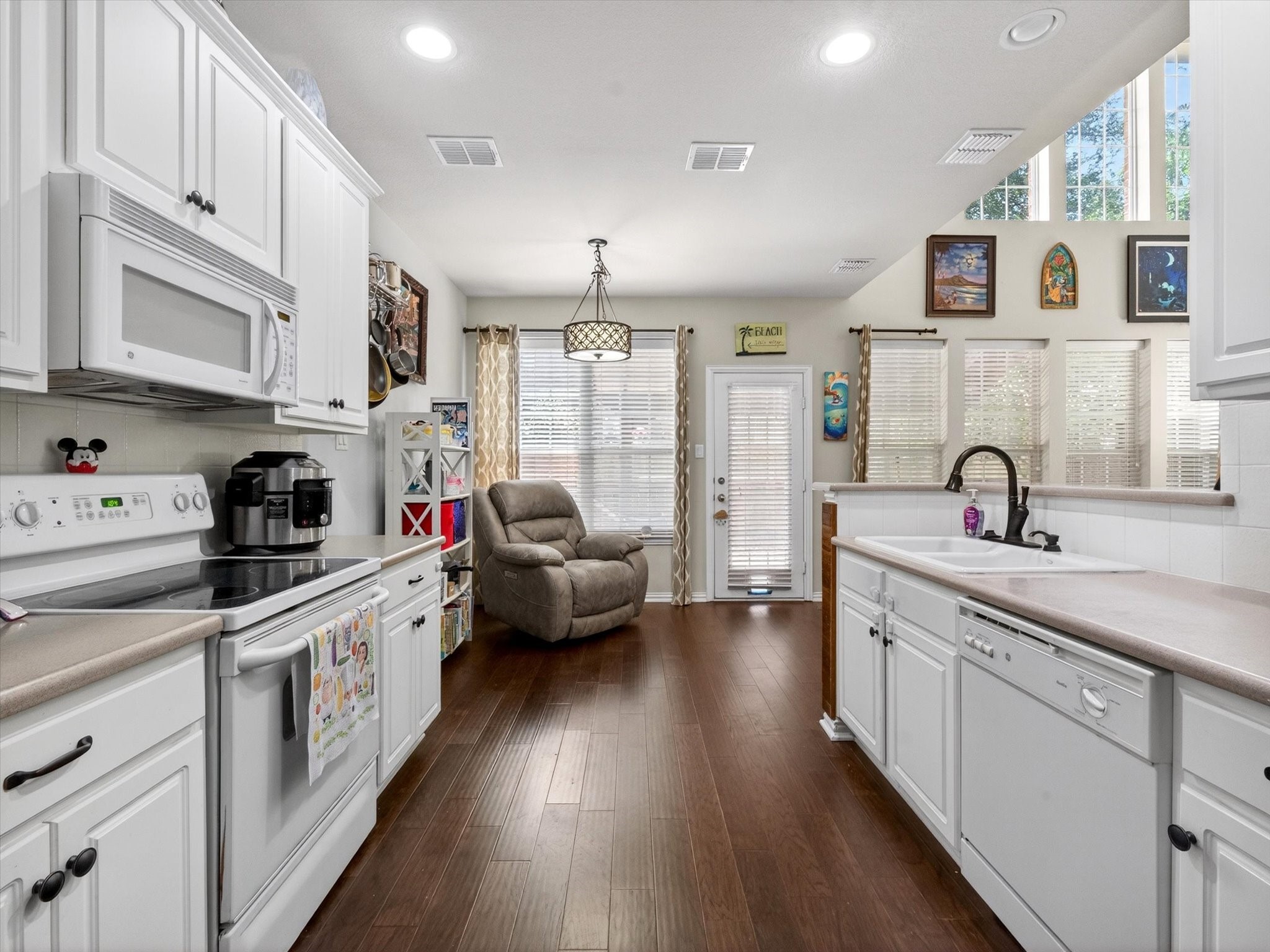 1828 Branch Trail Carrollton TX 75007