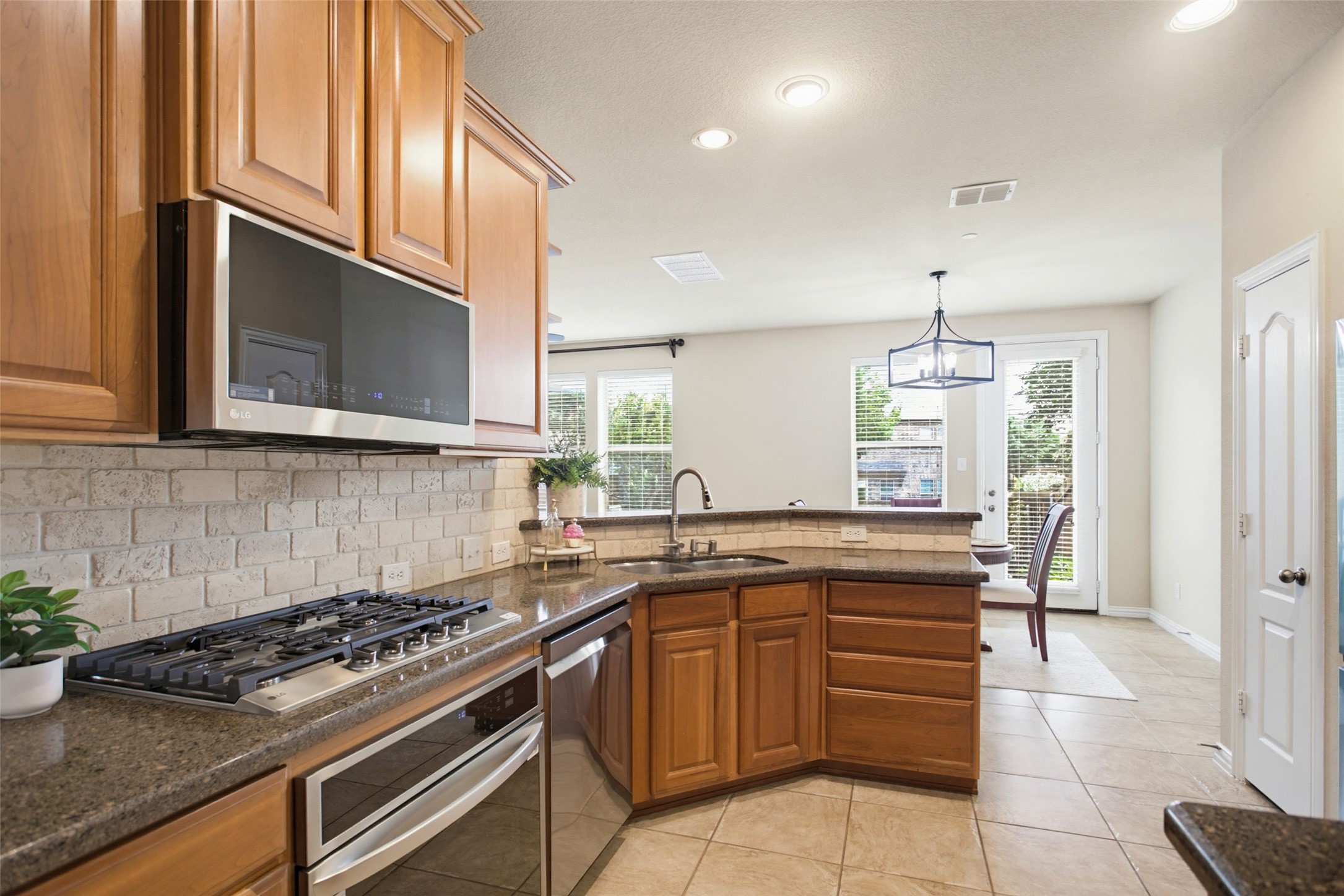 831 Apple Hill Drive Allen TX 75013