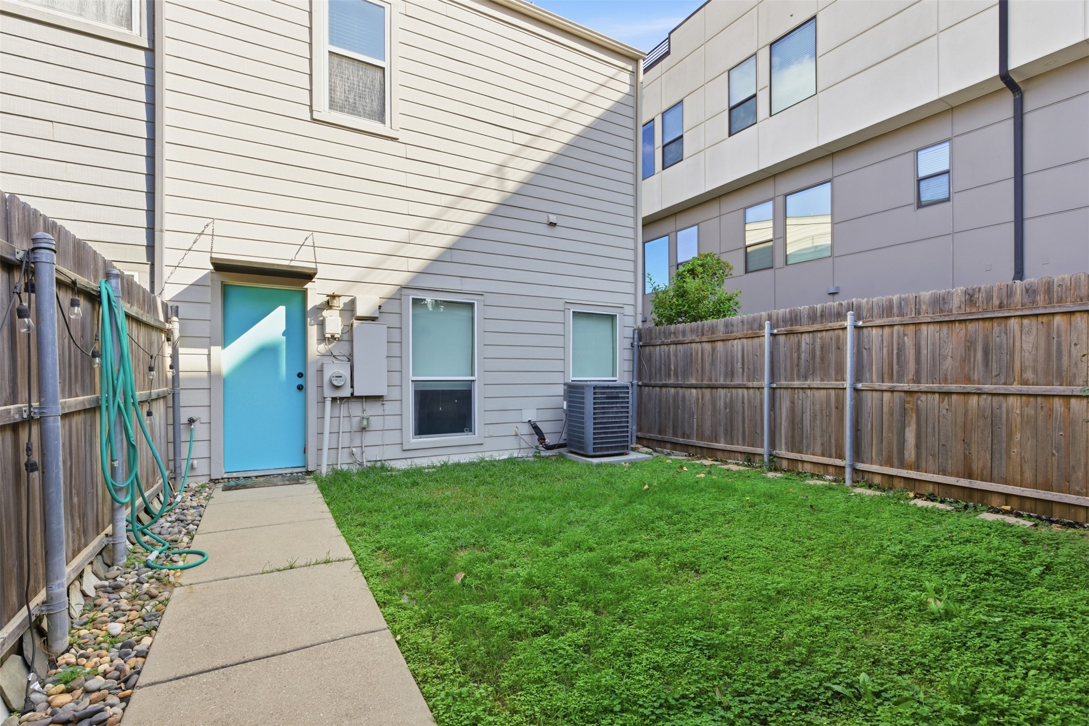 1823 S Ervay Street Dallas TX 75215