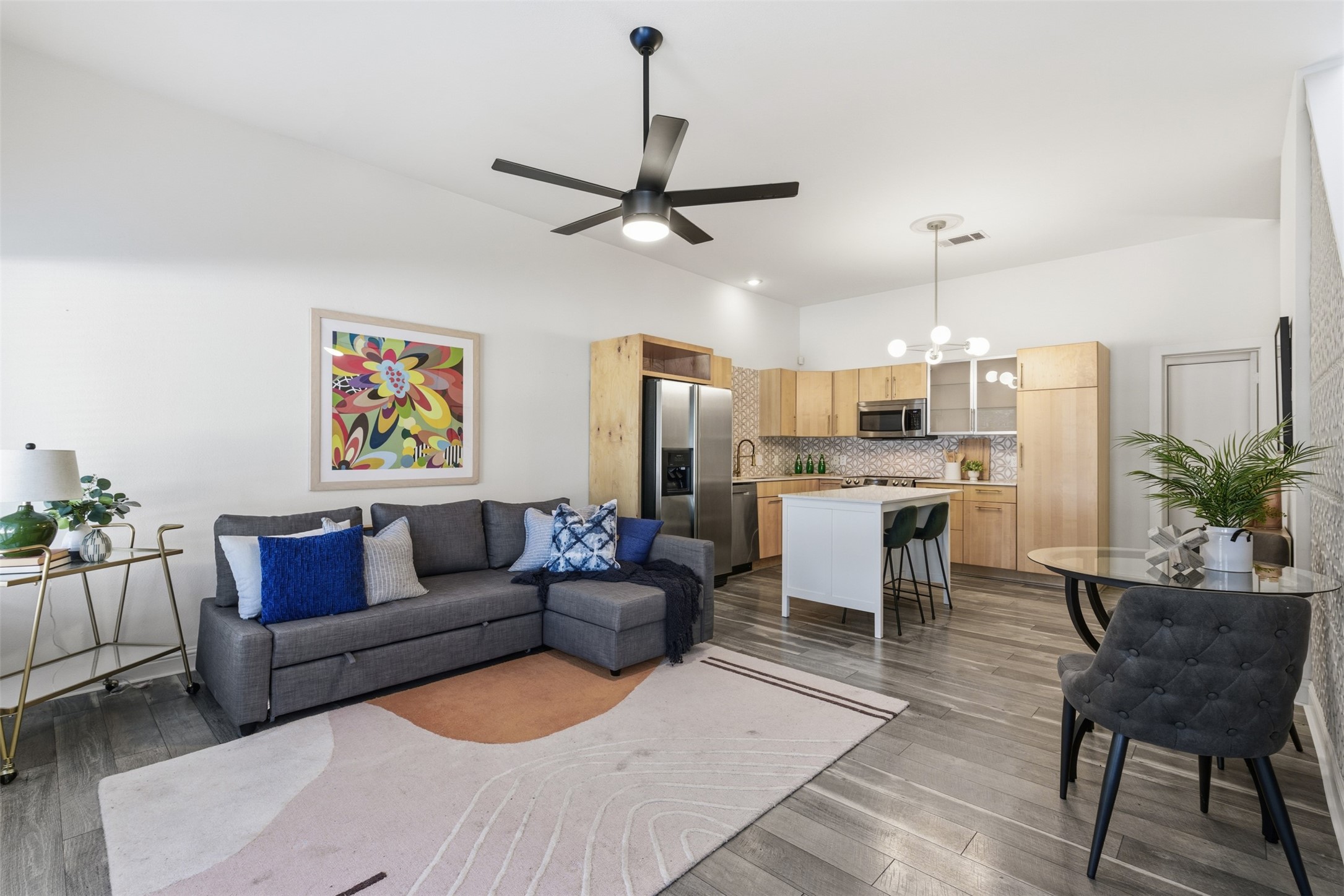 1823 S Ervay Street Dallas TX 75215