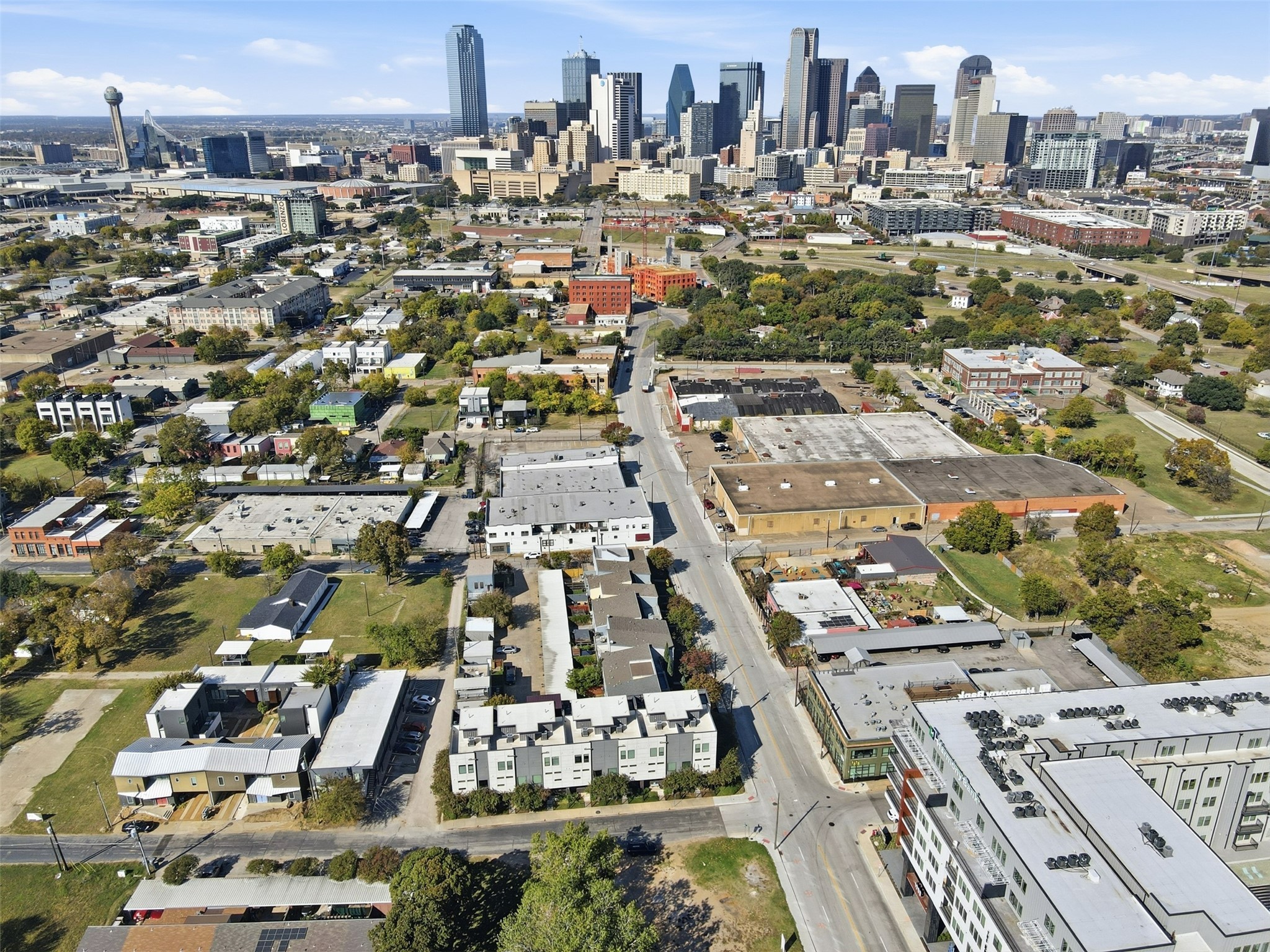 1823 S Ervay Street Dallas TX 75215