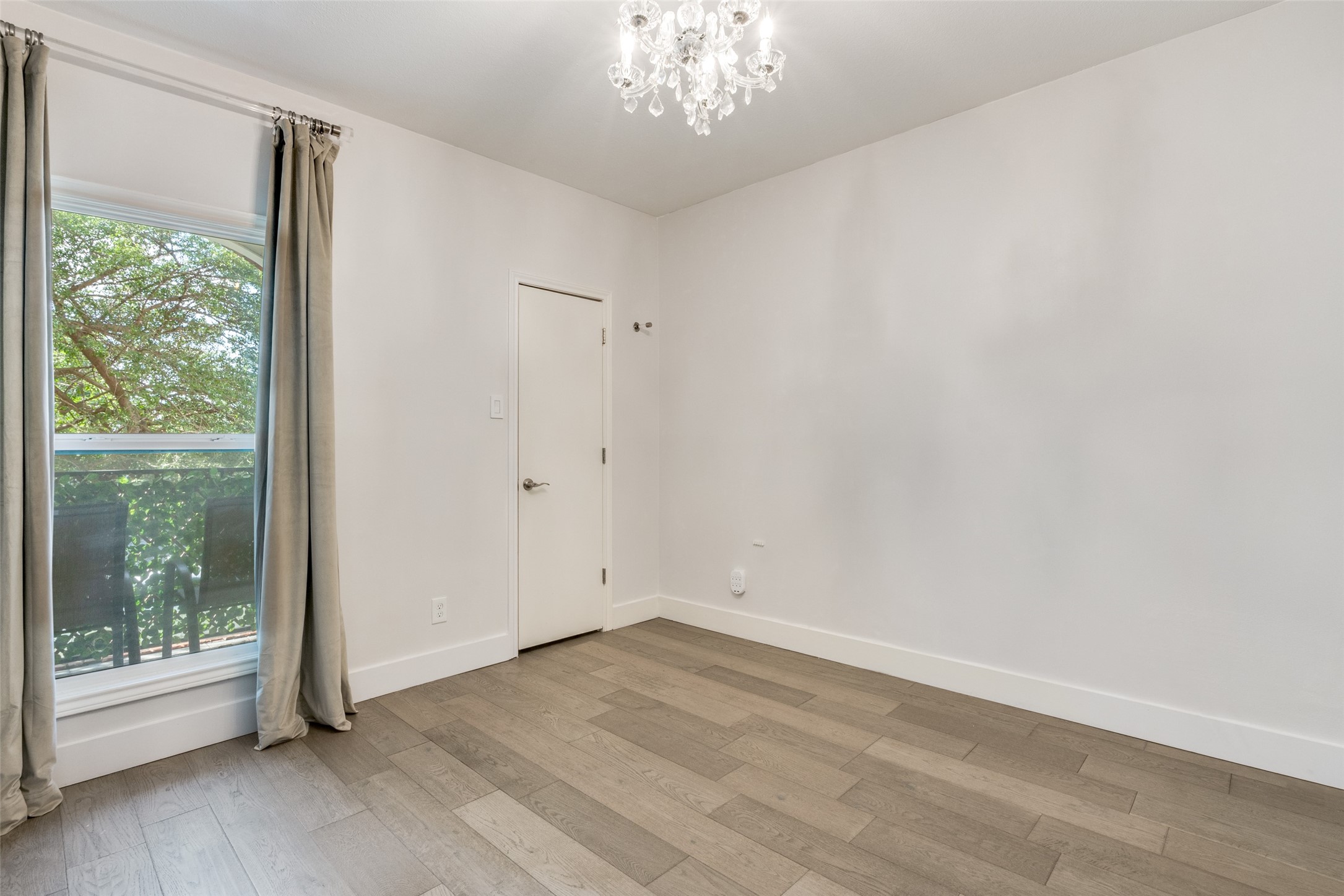 4034 Rawlins Street Dallas TX 75219