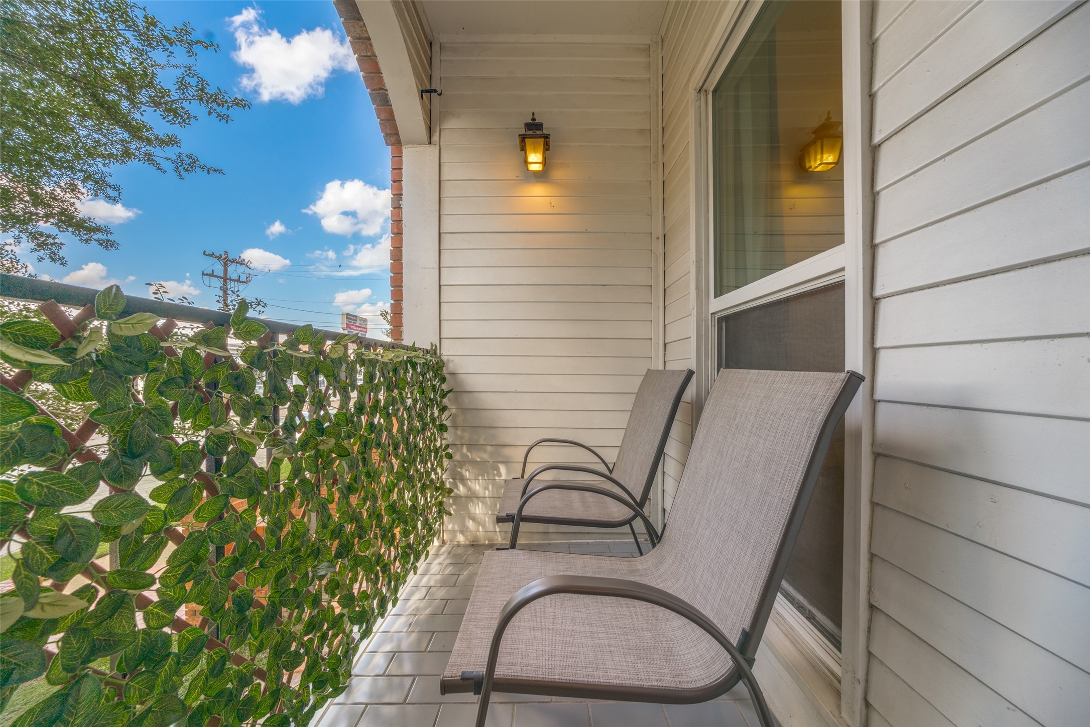 4034 Rawlins Street Dallas TX 75219