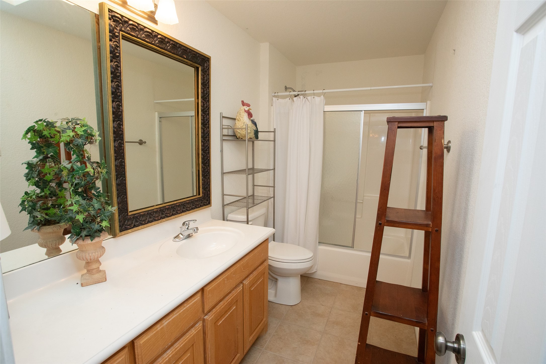 1204 Eagle Point Graford TX 76449