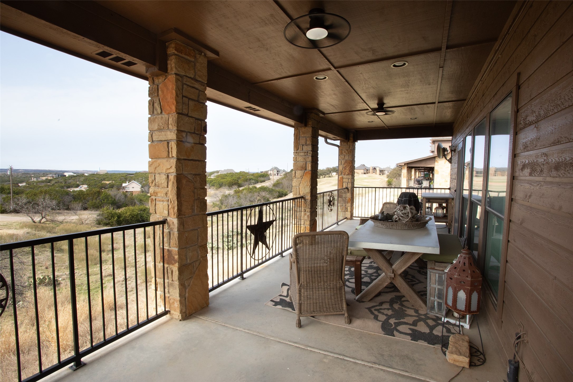 1204 Eagle Point Graford TX 76449