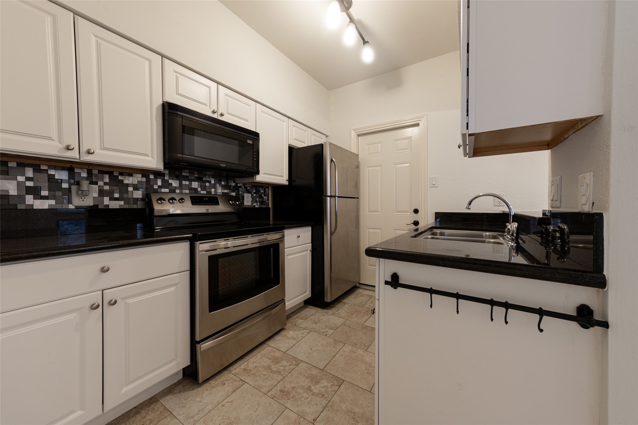 5616 Preston Oaks Road Dallas TX 75254