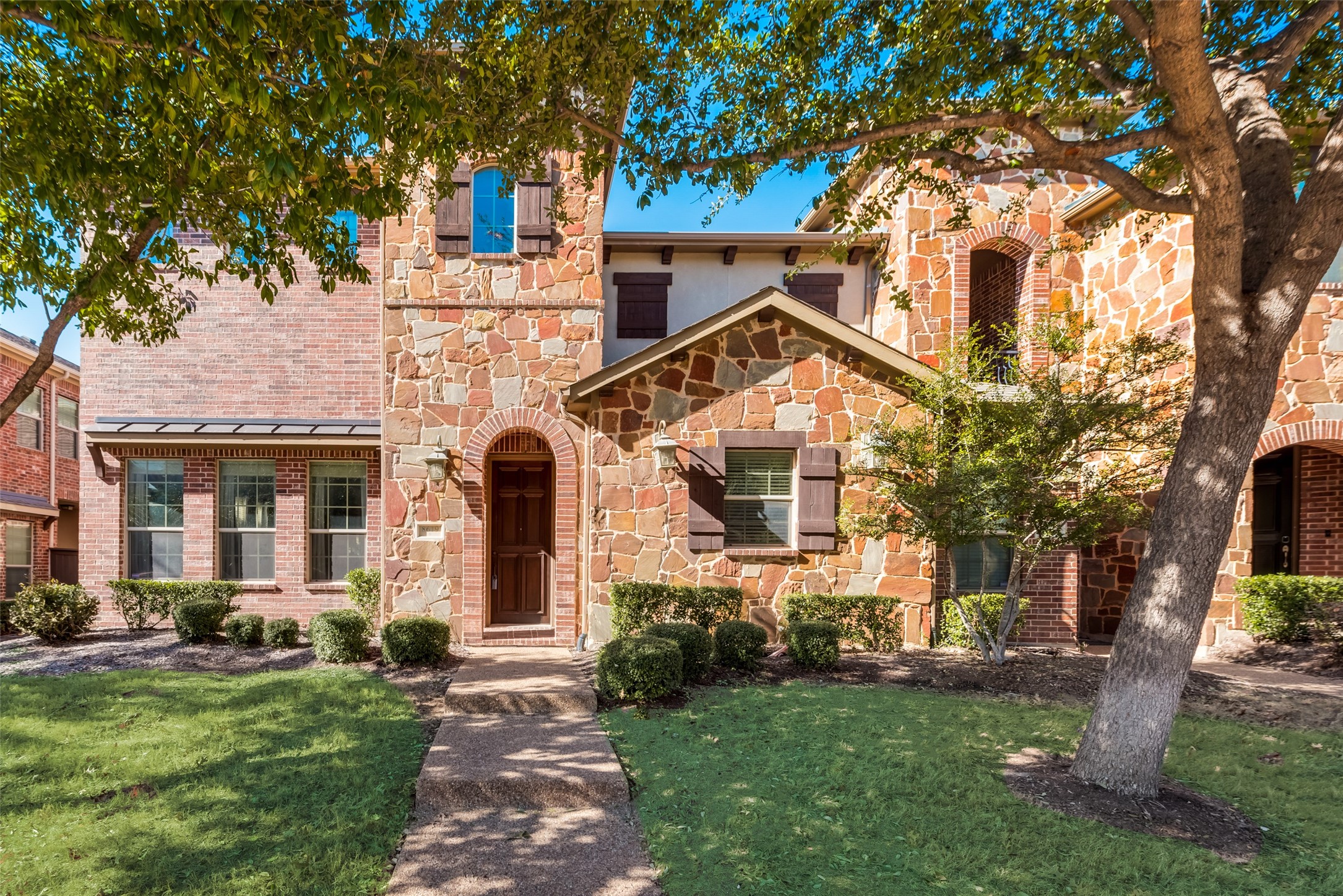 8619 Knox Street Irving TX 75063