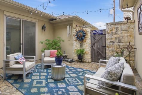 5026 Pershing Avenue Fort Worth TX 76107