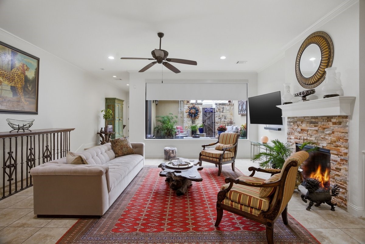5026 Pershing Avenue Fort Worth TX 76107