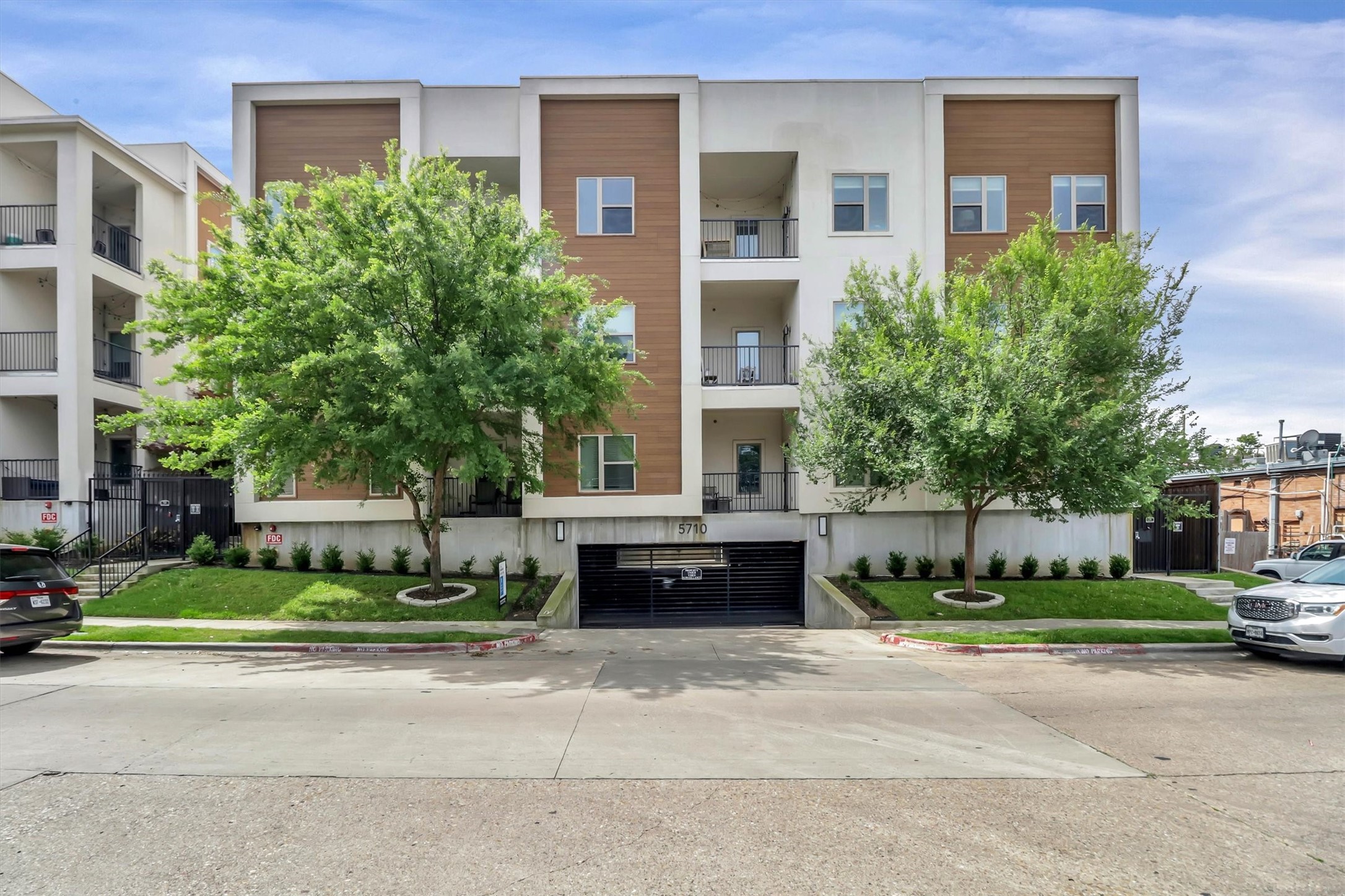 5710 Mccommas Boulevard Dallas TX 75206