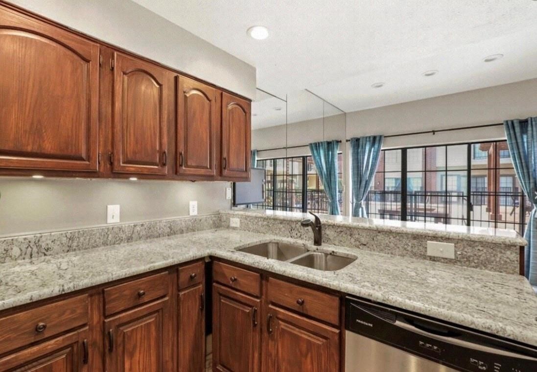 5100 Verde Valley Lane Dallas TX 75254