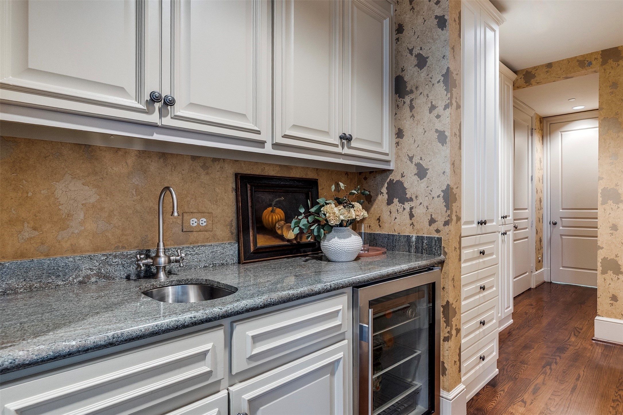 3505 Turtle Creek Boulevard Dallas TX 75219