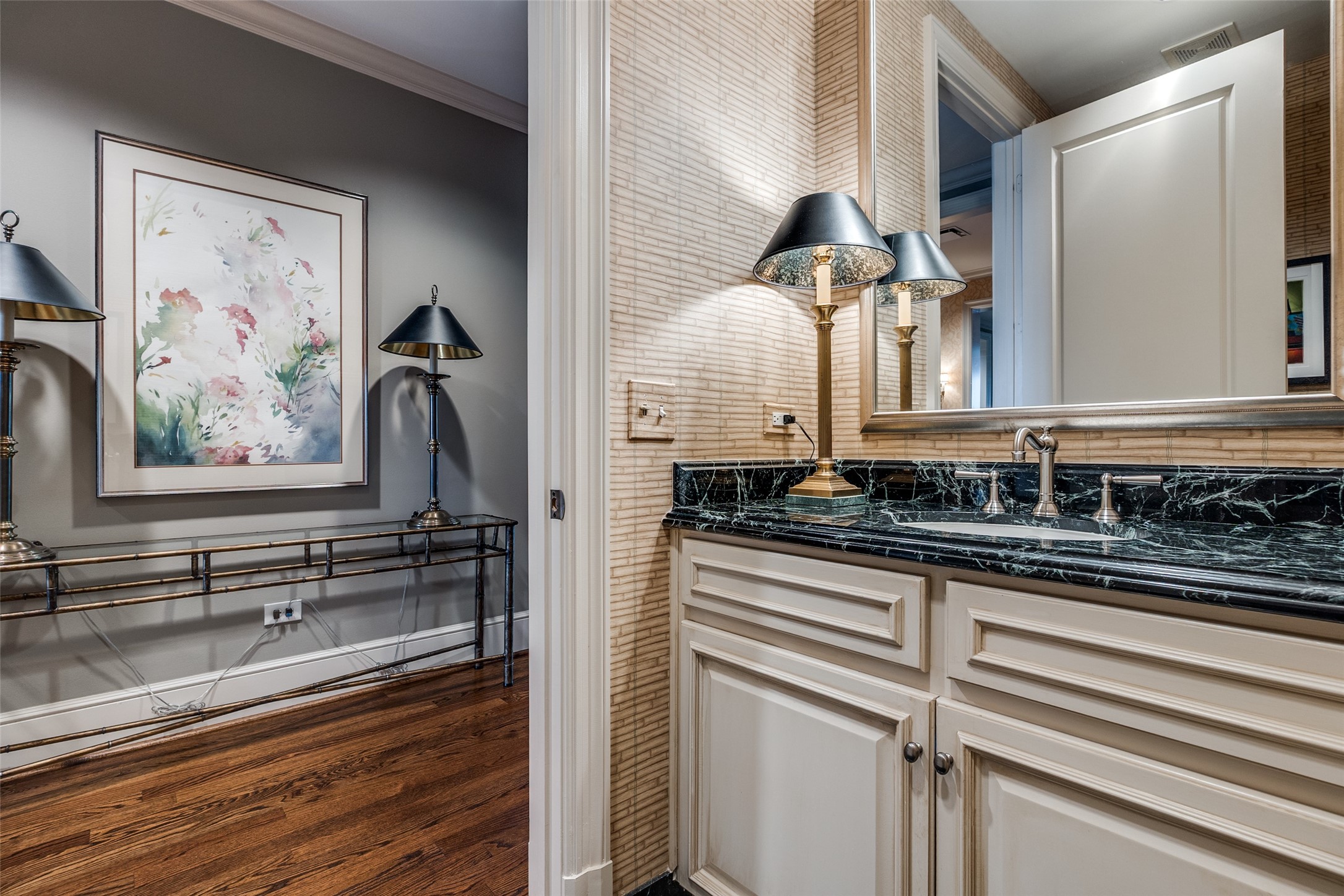 3505 Turtle Creek Boulevard Dallas TX 75219